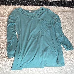 Zenana Outfitters Teal V-Neck Long Sleeve Pocket Top